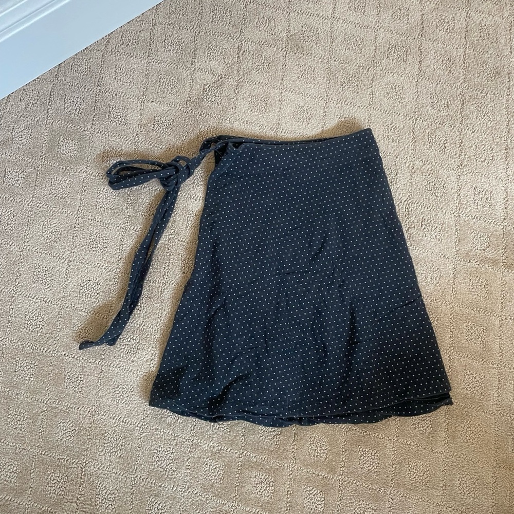 Brandy Melville, black polkadot skirt one size fits all Swiss